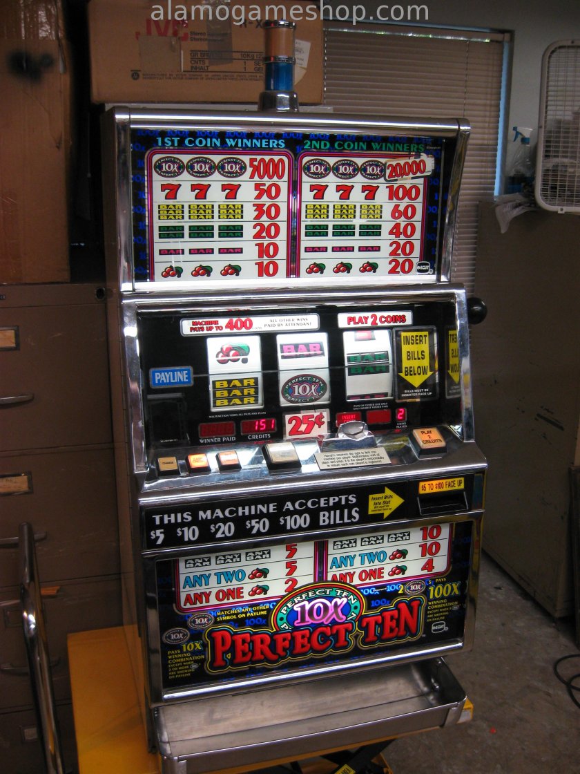 Perfect 10x Slot Machine by IGT 1993 - Click Image to Close